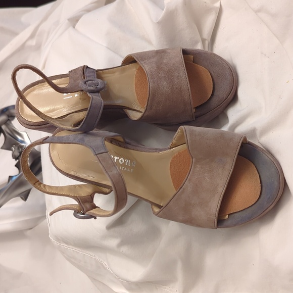 Tl Barone ladies 3 color sandal - Picture 14 of 14